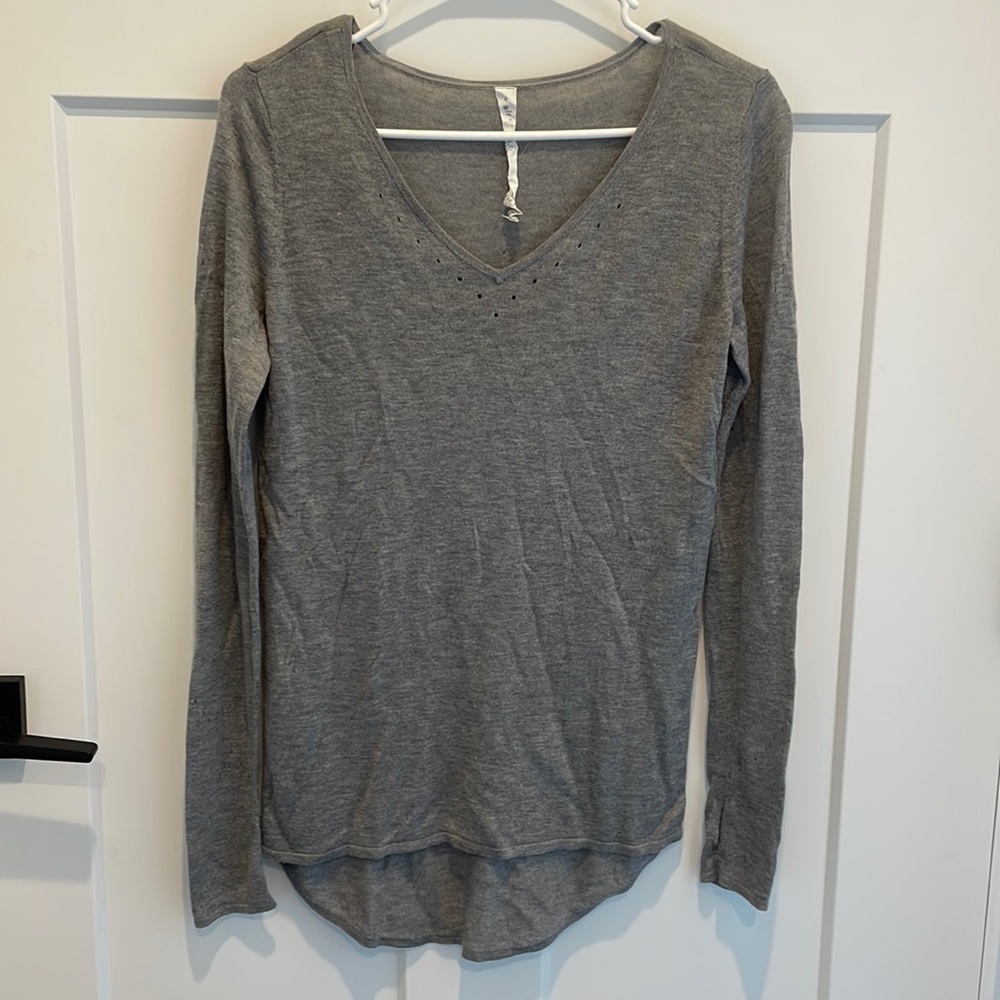 Lululemon womens long sleeve shirt
